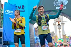 BIB: 100, 5241
                            <button type="button" onclick="openModal(24883238)" class="btn btn-primary btn-sm float-right btn-popup" data-toggle="modal" data-target=".modal-high-quality">
                        <i class="fas fa-shopping-cart"></i> Add to Cart
                    </button>
                                            <button type="button" onclick="isThisMe(24883238, true)" class="btn btn-success btn-sm float-right btn-popup btn-isme hidden" data-toggle="tooltip" data-placement="bottom" title="นี่คือรูปของคุณใช่ไหม คลิกที่นี่เพื่อเอาเข้าอัลบั้ม">
                        <i class="fas fa-plus"></i> Add to album
                    </button>
                    <button type="button" onclick="isThisMe(24883238, false)" class="btn btn-warning btn-sm float-right btn-popup btn-isnotme hidden">
                        <i class="fas fa-ban"></i> Remove from album
                    </button>